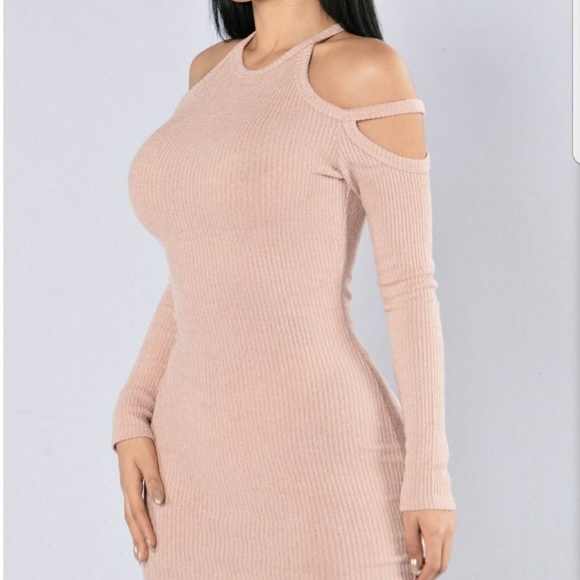 Dress - Picture 3 of 3